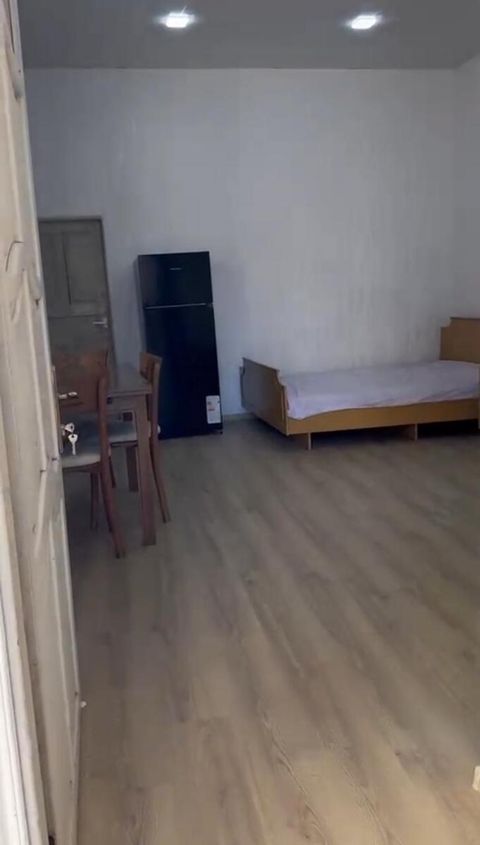 Həyət evi kirayə verilir, Nazim İsmayılov küç — Дом, вилла