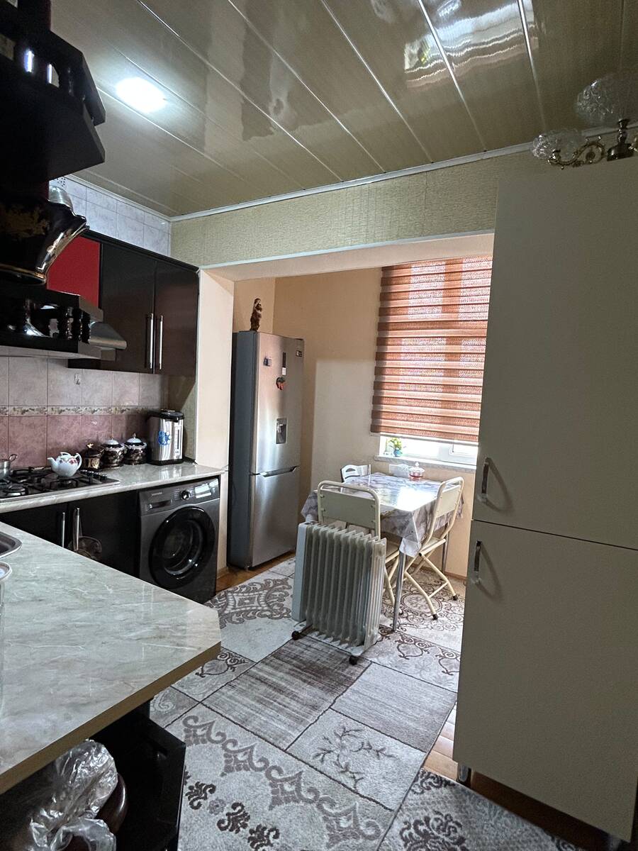 Satılır 4 otaqlı köhnə tikili 90 m² — Mənzil, Bakı (2)