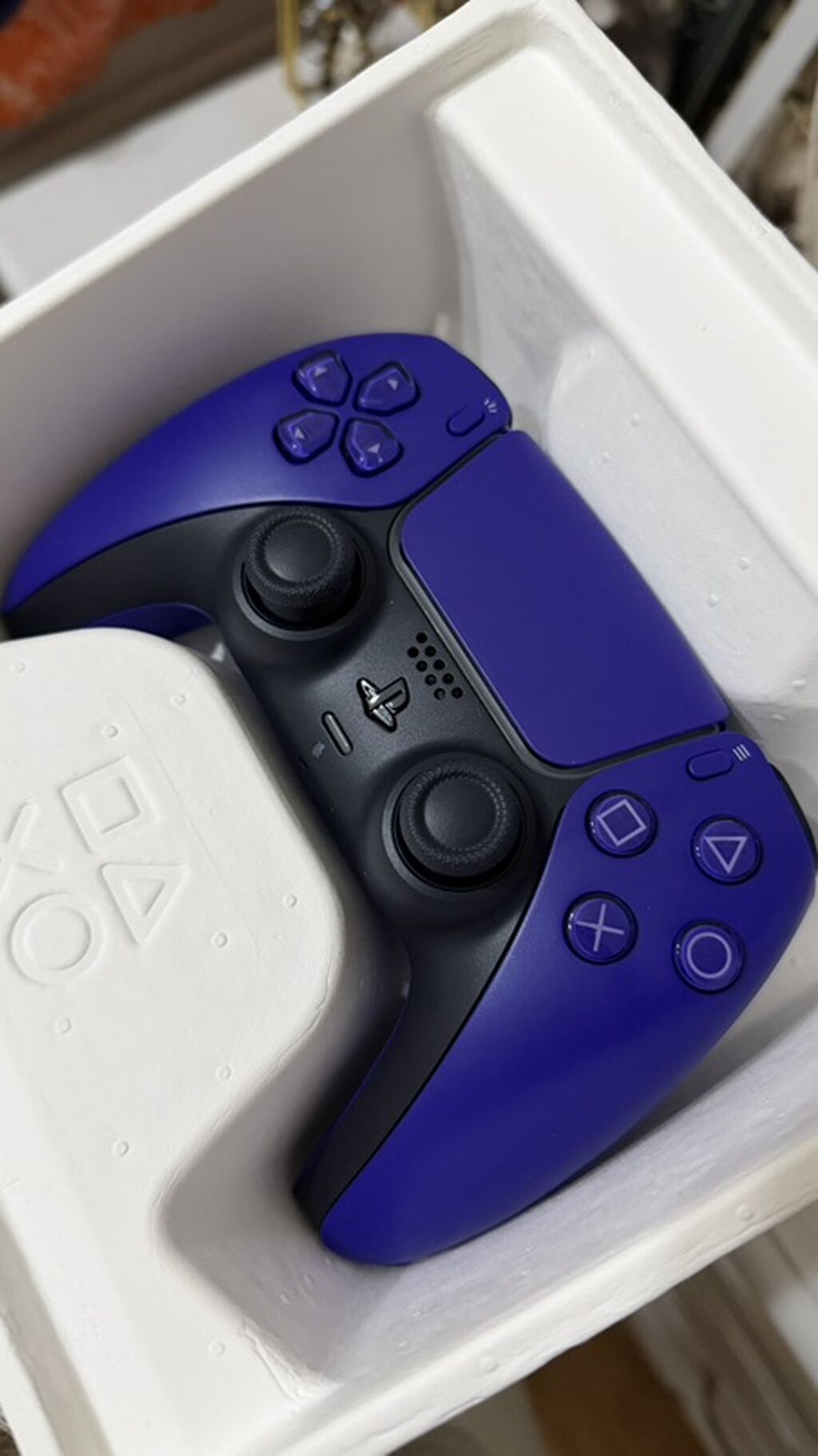 Məhsul: Sony PlayStation DualSense simsiz oyun pulti Rəng: Bənövşəyi — Aksesuarlar, Bakı (4)