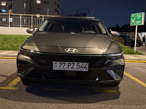 Hyundai Elantra, 1.6 L, 2025 il, 18 000 km — Bakı