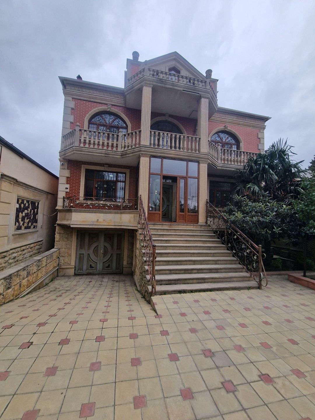 Satılır 6 otaqlı həyət evi/bağ evi 400 m² — Ev, villa, Bakı