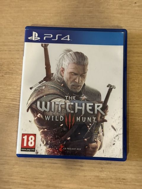 PS4 oyun diski: The Witcher 3: Wild Hunt (Pegı 18) - Platforma — Digah
