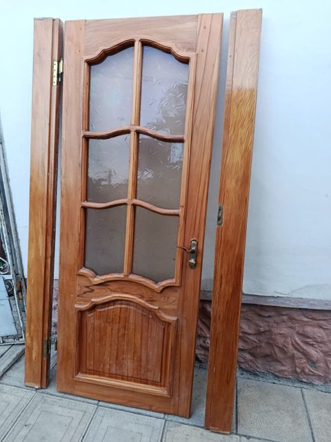 Fıstıq ağacından qapılar — Bakı