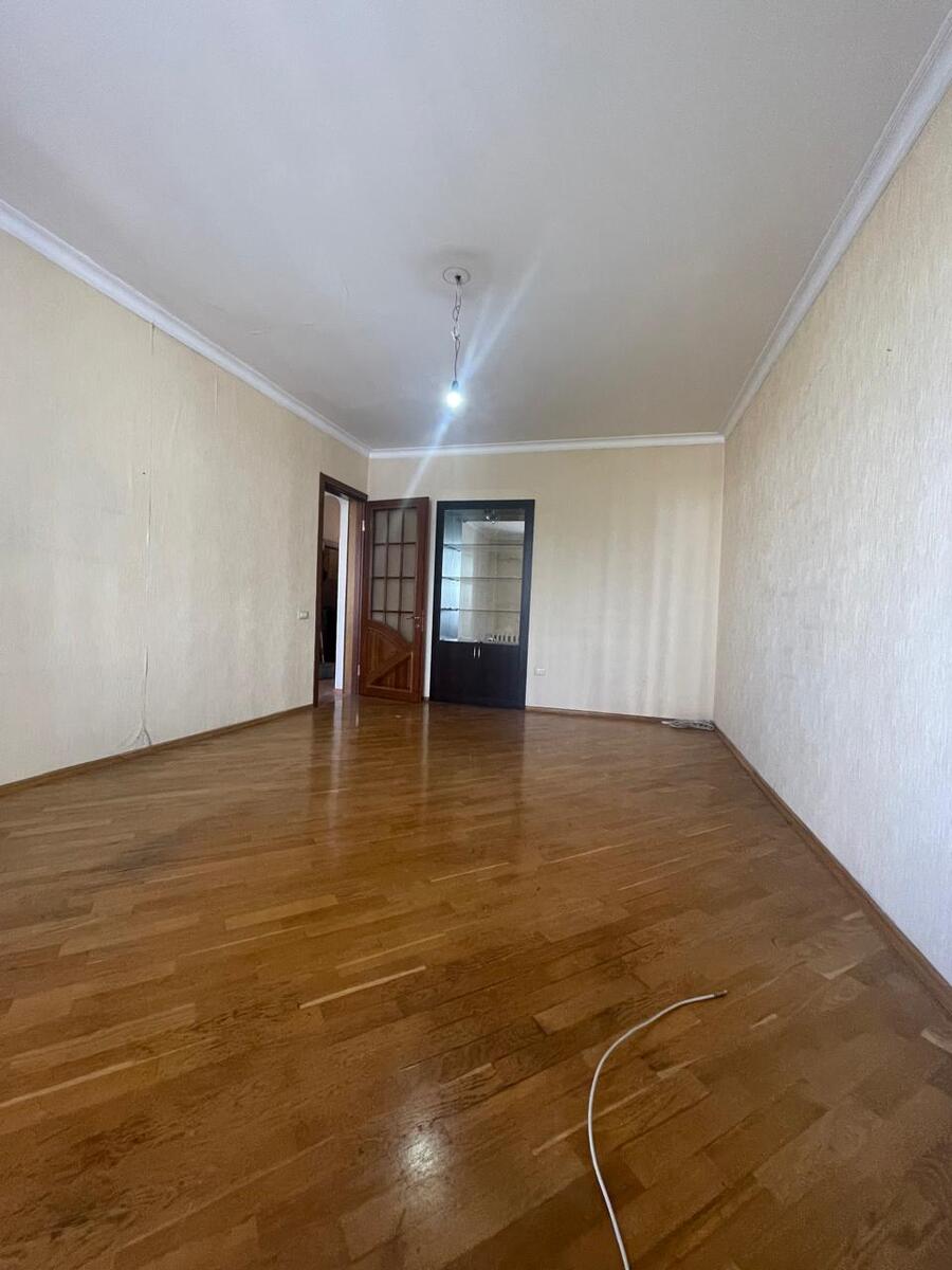 Satılır 3 otaqlı köhnə tikili 90 m² — Mənzil, Bakı (9)
