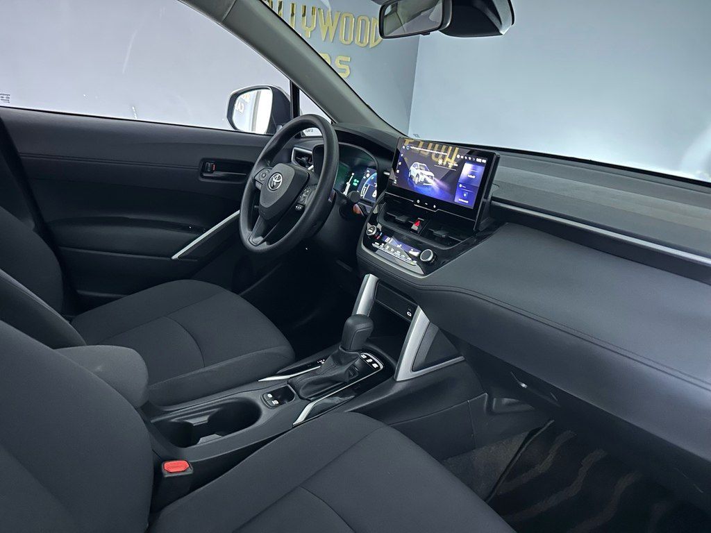 Toyota Corolla Cross, 2.0 L, 1.31 kWh, 2023 il, 6 850 km — Avtomobillər, Bakı (12)