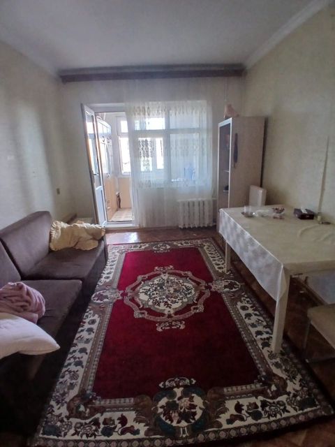 Satılır 2 otaqlı köhnə tikili 65 m² — Bakı
