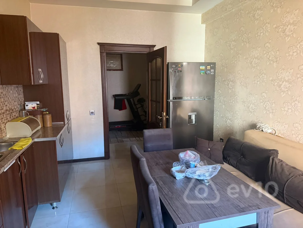 3 otaqlı mənzil, 120 m², Bakı, Əsəd Əhmədov küçəsi — Vüsal