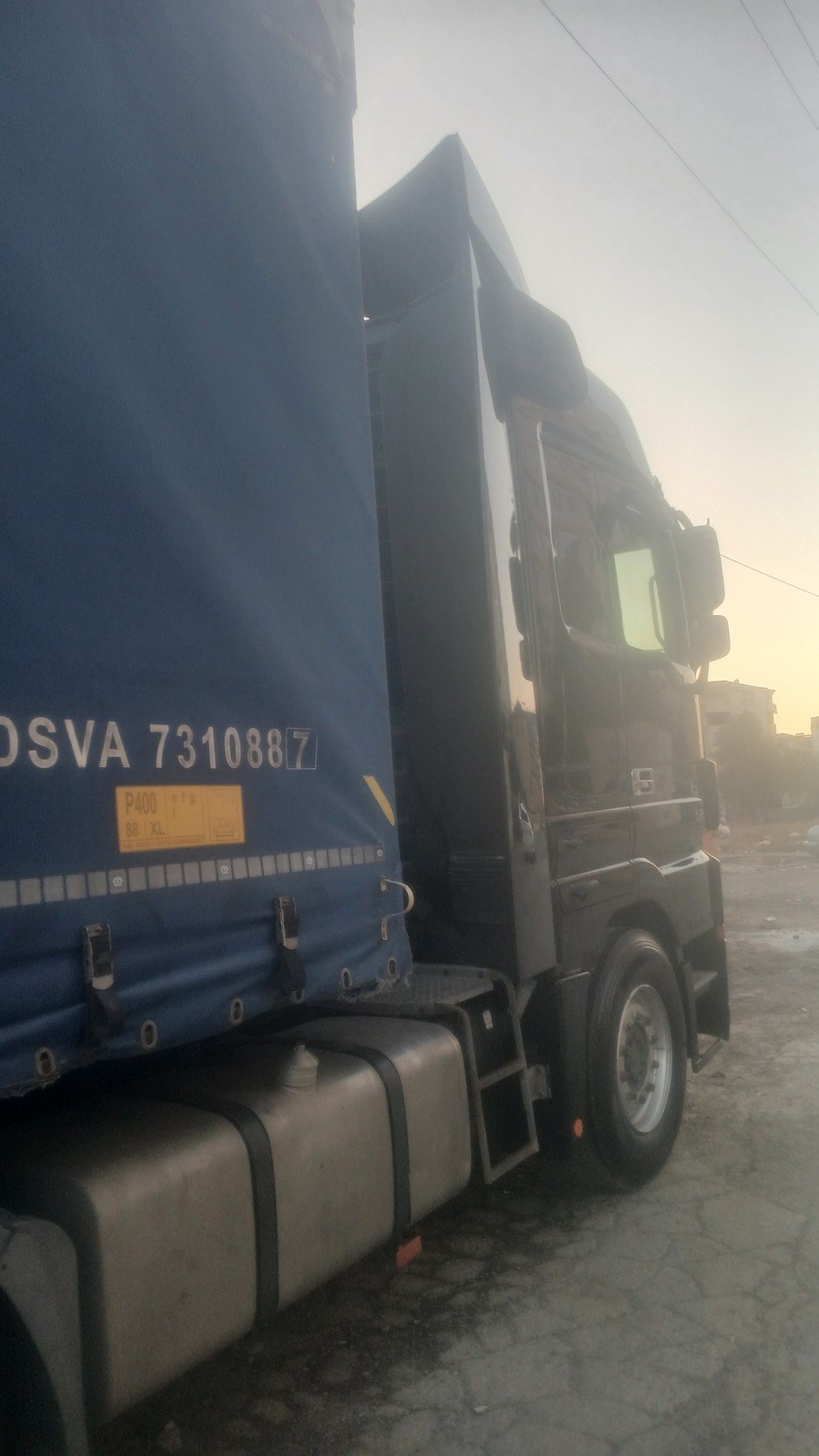 Qoşqu, 2013 il 99-ZF-337 — Yük avtomobilləri və qoşqular, Bakı (3)