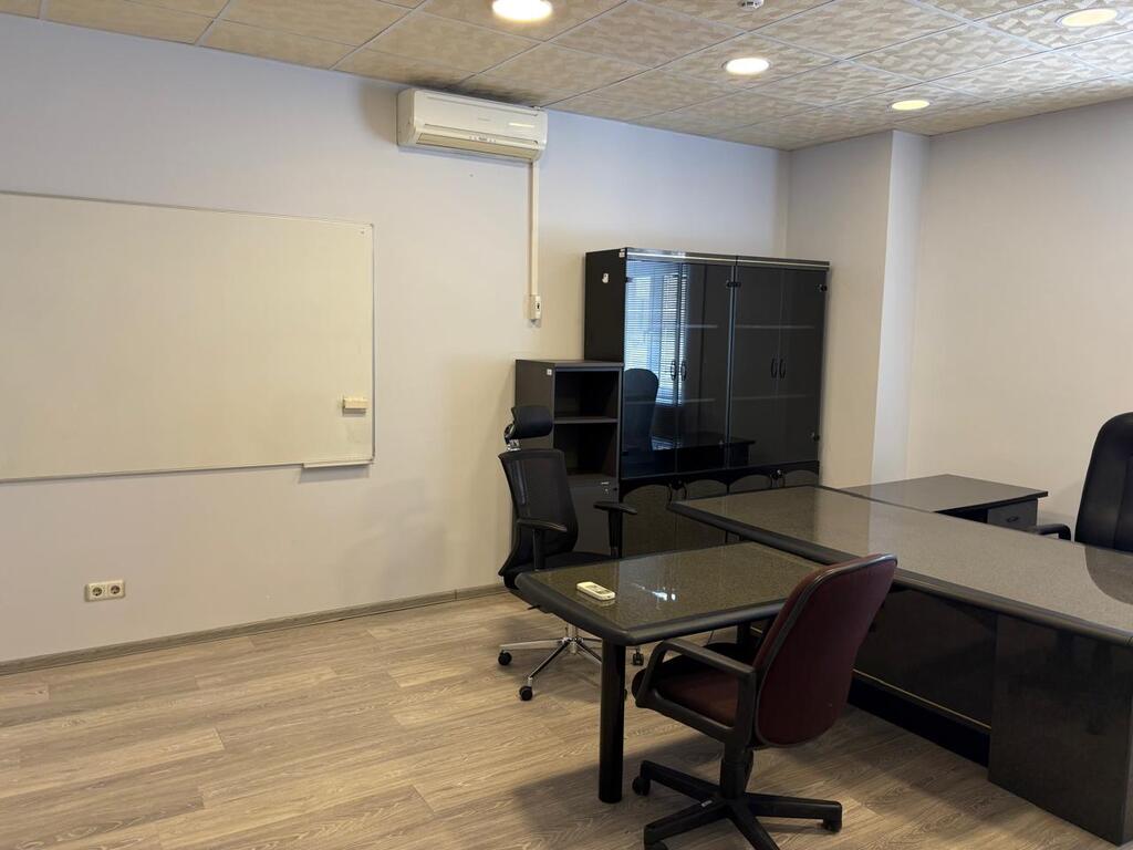 İcarəyə verilir 20 otaqlı ofis 1000 m² — Ofis, Bakı (12)