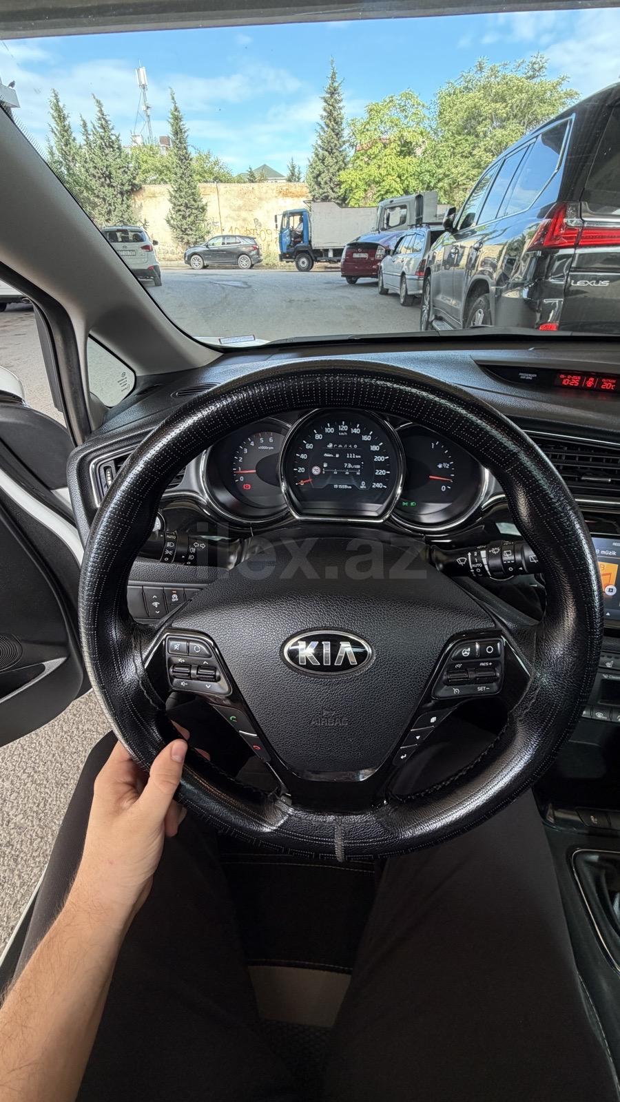 2016 Kia Ceed SW, 1.6 L, 2016, 191,000 km 77-TS-547 — Avtomobillər, Bakı (8)