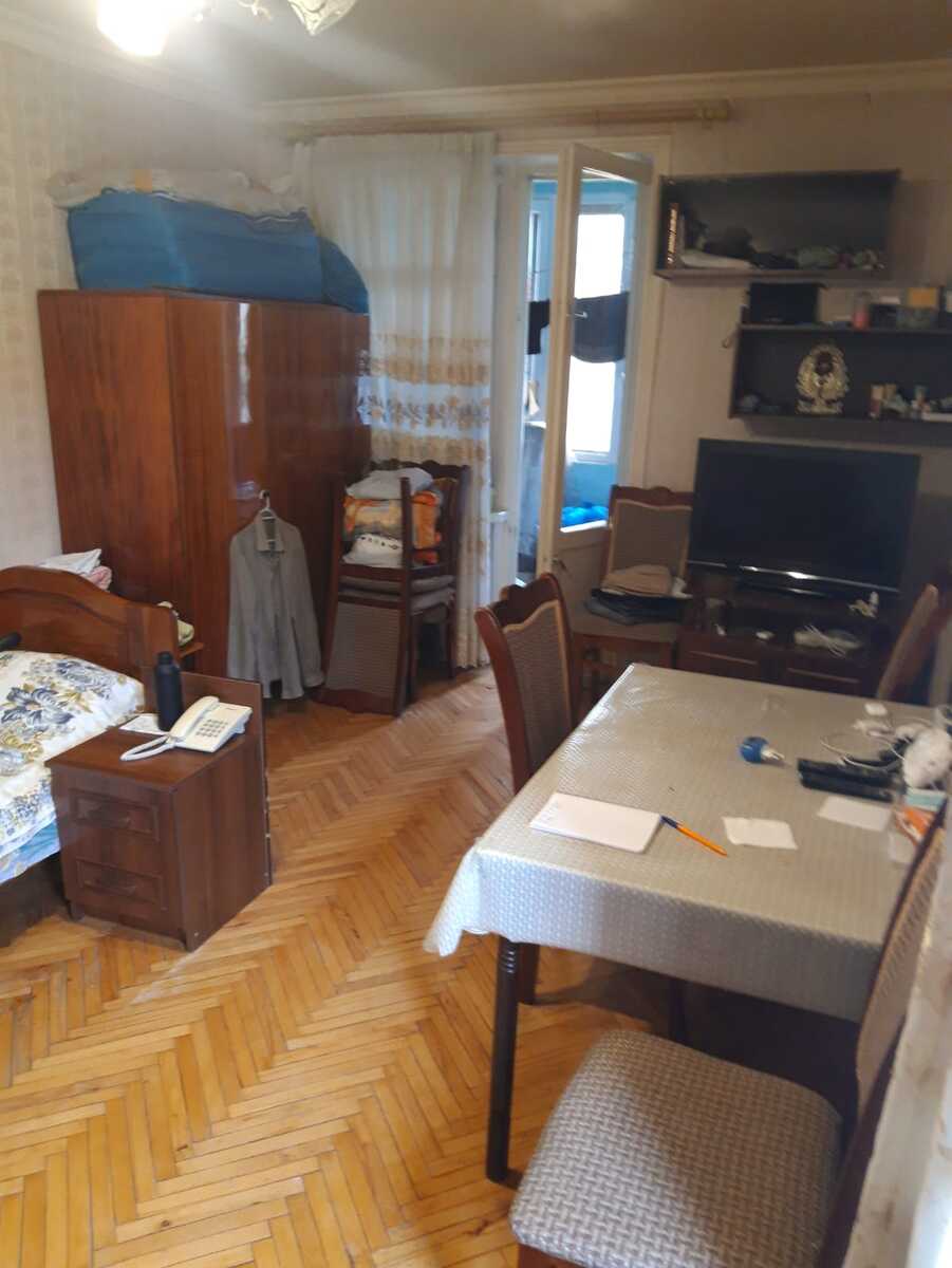 Satılır 1 otaqlı köhnə tikili 42 m² — Mənzil, Bakı (4)