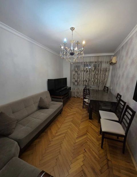 Satılır 3 otaqlı köhnə tikili 60 m² — Bakı