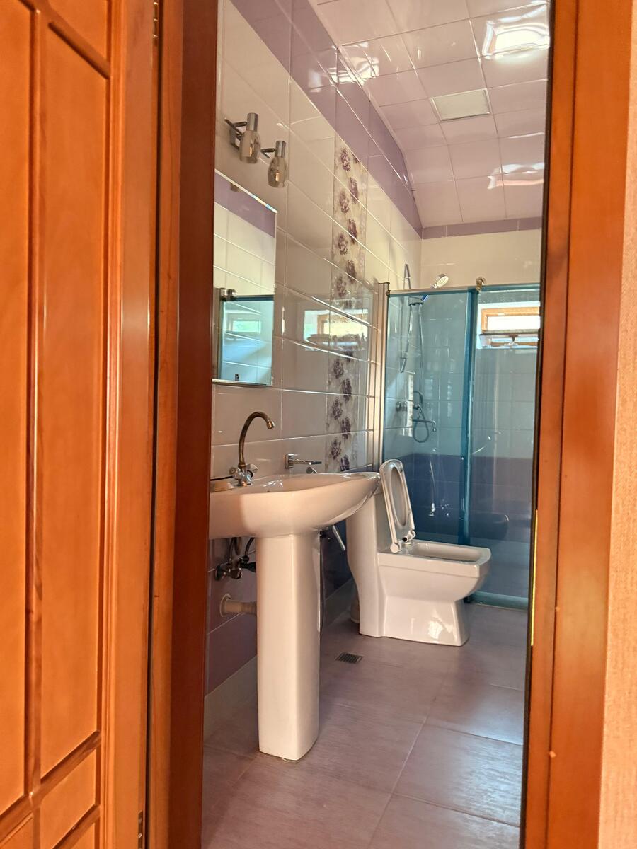 İcarəyə verilir 4 otaqlı həyət evi/bağ evi 200 m² — Ev, villa, Quba (11)