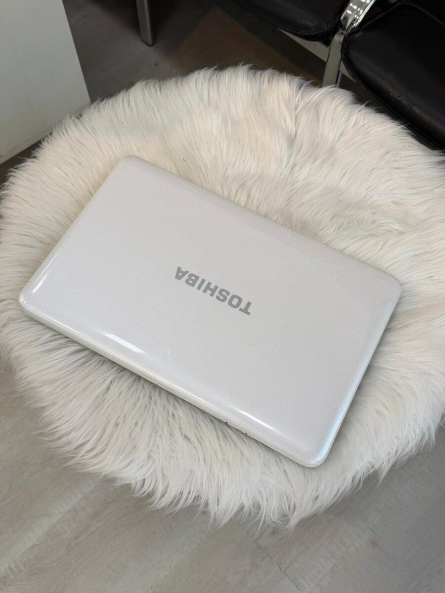 Noutbuk Toshiba — Noutbuklar, Sumqayıt