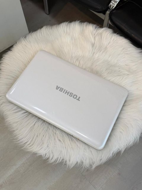 Noutbuk Toshiba — 70 ₼ · Sumqayıt · Noutbuklar Noutbuk Toshiba — Sumqayıt