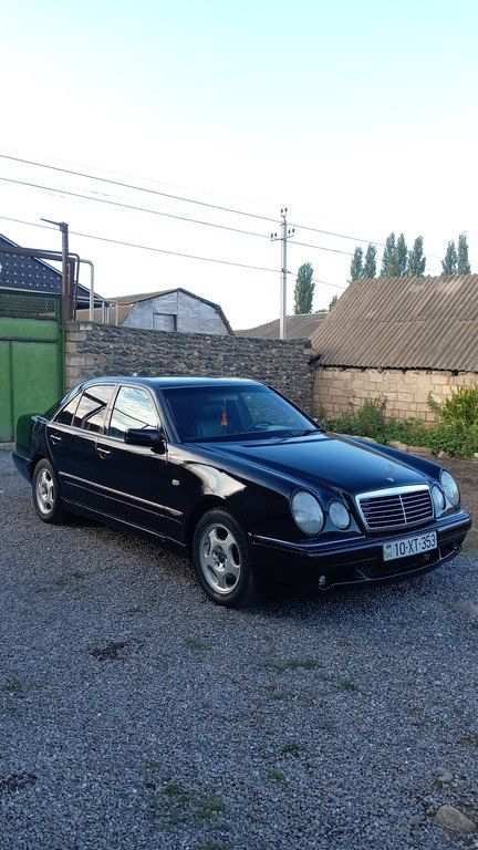 Mercedes E 220, 2.2 L, 1996 il, 345 500 km 10-XT-353 — Avtomobillər, Goranboy (2)