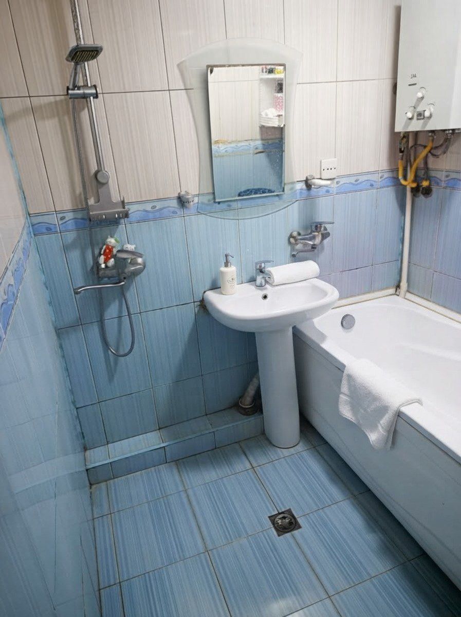 Satılır 4 otaqlı köhnə tikili 120 m² — Mənzil, Bakı (6)