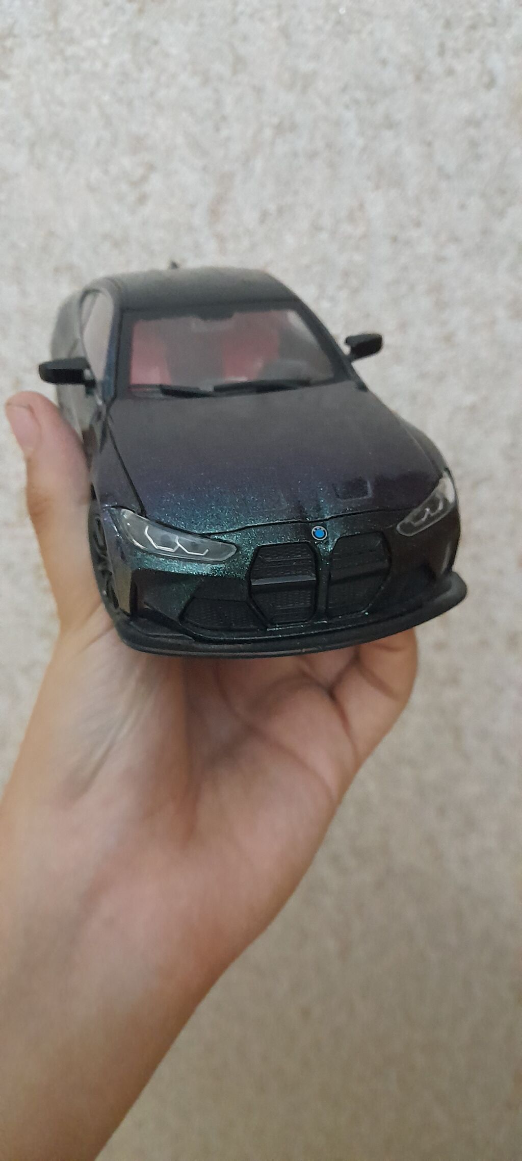 Bmw M4 (G82) 1:24 Xamilyon Təzədir Səsli və İşıqlı Hər yeri açılır — Modellar, Bakı