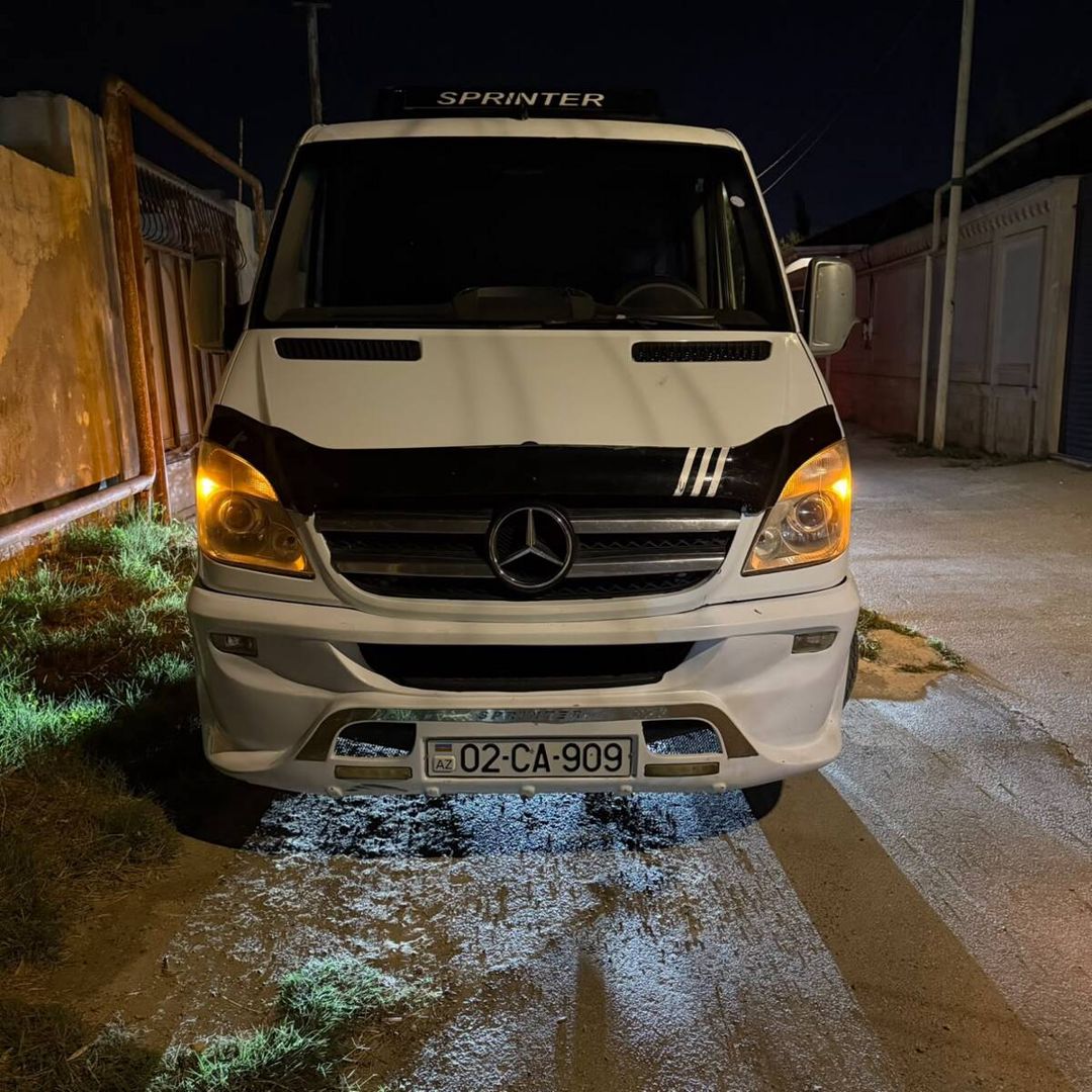 Mercedes Sprinter 211, 2007 il 02-CA-909 — Avtomobillər, Bakı (2)