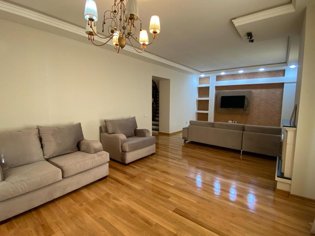 Satılır 8 otaqlı həyət evi/bağ evi 367 m² — Ev, villa, Bakı (2)