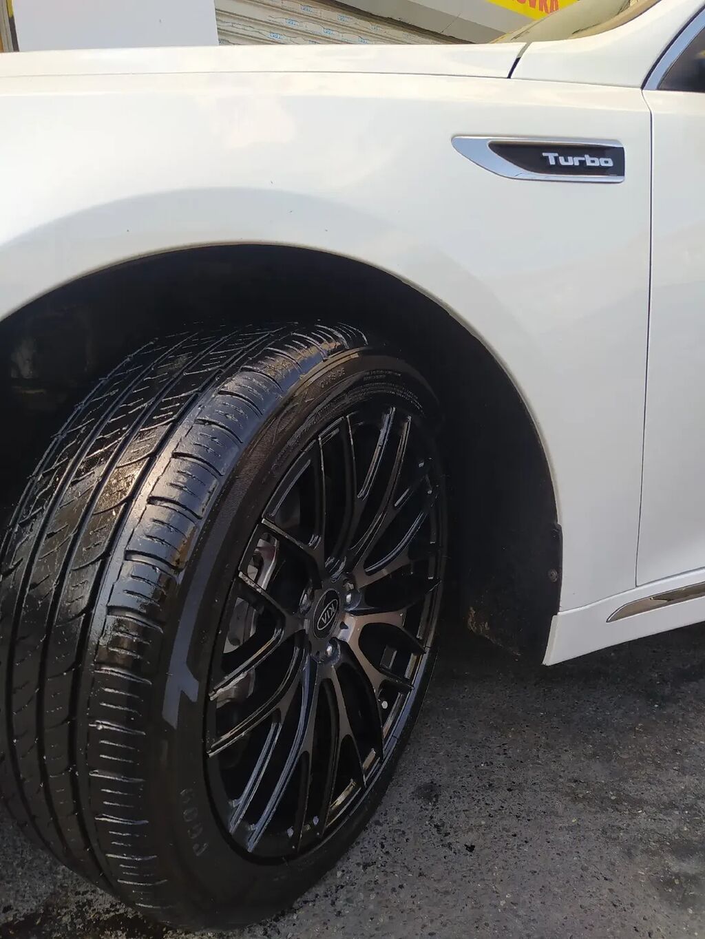 Kia Optima SXL Turbo – ağ rəngli, sedan kuzov. Güclü və qənaətcil — Avtomobillər, Bakı (4)