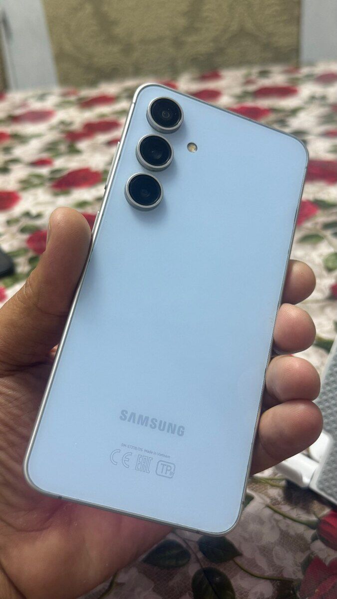 Samsung Galaxy S24 FE Blue 256GB/8GB — Smartfonlar, Bakı (4)