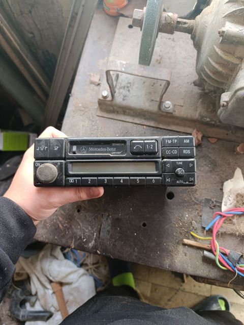 Mercedes-Benz orijinal maqnitola (Becker BE 3100) - Marka/model — Digah