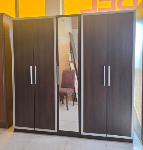 “Asya” paltar dolabı - Model: Asya - Rəng: tünd ağac tonunda, gümüşü — Bakı