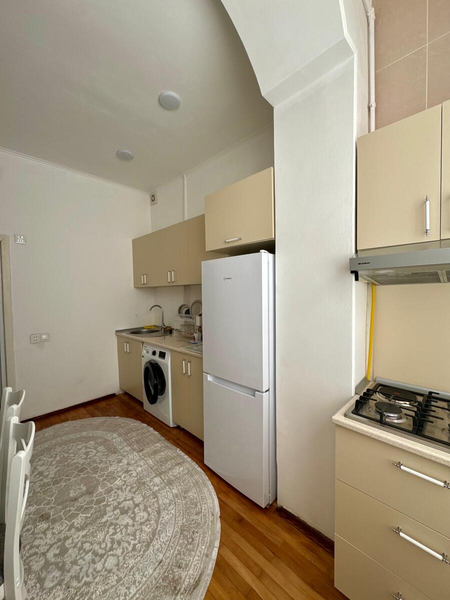 İcarəyə verilir 2 otaqlı köhnə tikili 70 m² — Mənzil, Bakı (12)
