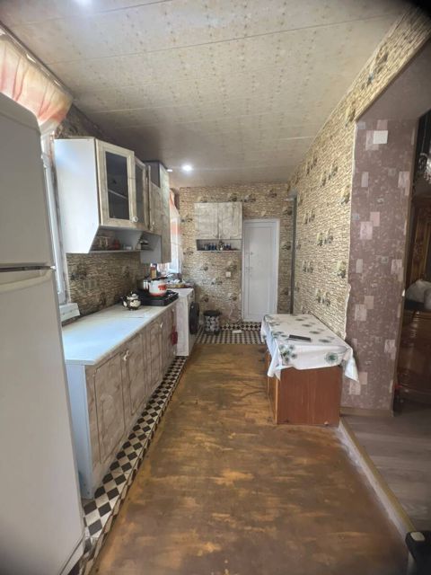 Satılır 3 otaqlı köhnə tikili 42 m² — Bakı