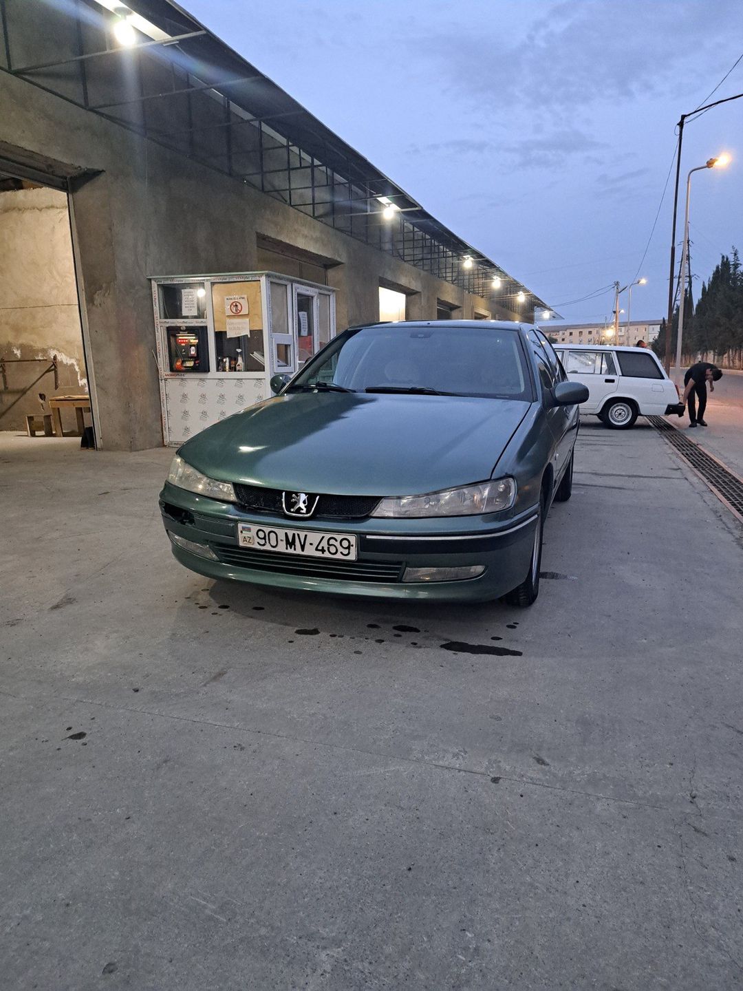 Peugeot 406 ehtiyat hissəsi — Ehtiyat hissələri və aksesuarlar, Salyan