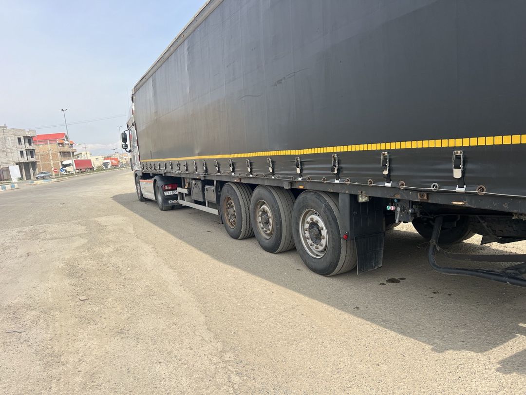 Qoşqu, 2001 il 72-BG-566 — Yük avtomobilləri və qoşqular, Bakı (4)
