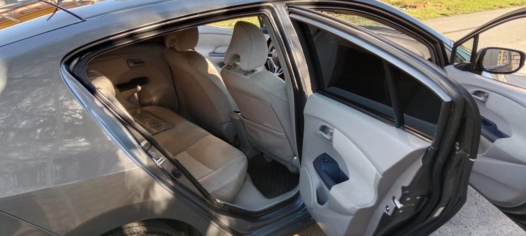 Honda Insight, 1.3 L, 0.58 kWh, 2009 il, 370 000 km — Avtomobillər, Zaqatala (7)