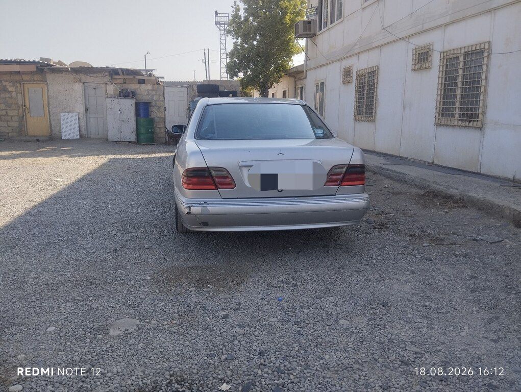 Mercedes E 320, 3.2 L, 1999 il, 414 475 km — Avtomobillər, Bakı (6)