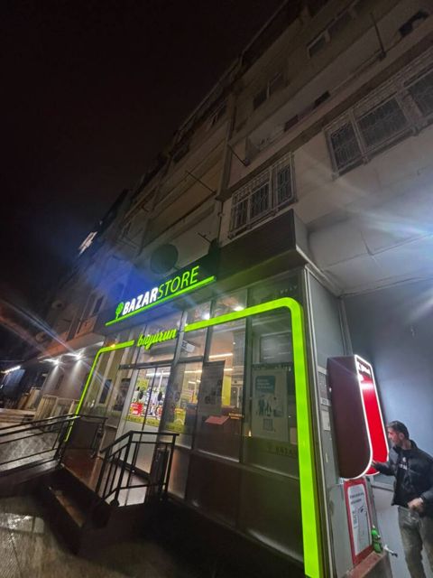 Satılır 2 otaqlı köhnə tikili 65 m² — Bakı