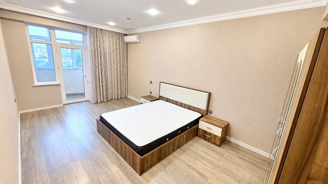 4-otaqlı yeni tikili kirayə verilir, Ş.Vəzirov küç., 140 m² — Mənzil, Bakı (7)
