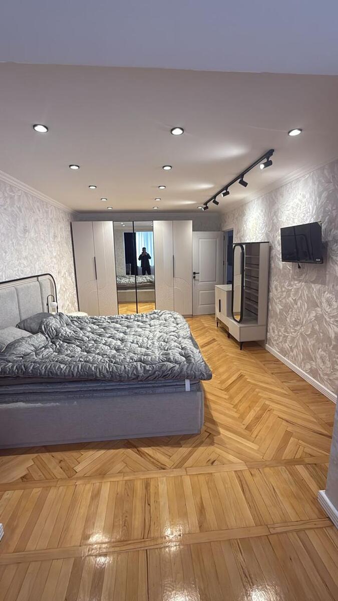 İcarəyə verilir 2 otaqlı köhnə tikili 70 m² — Mənzil, Bakı (5)