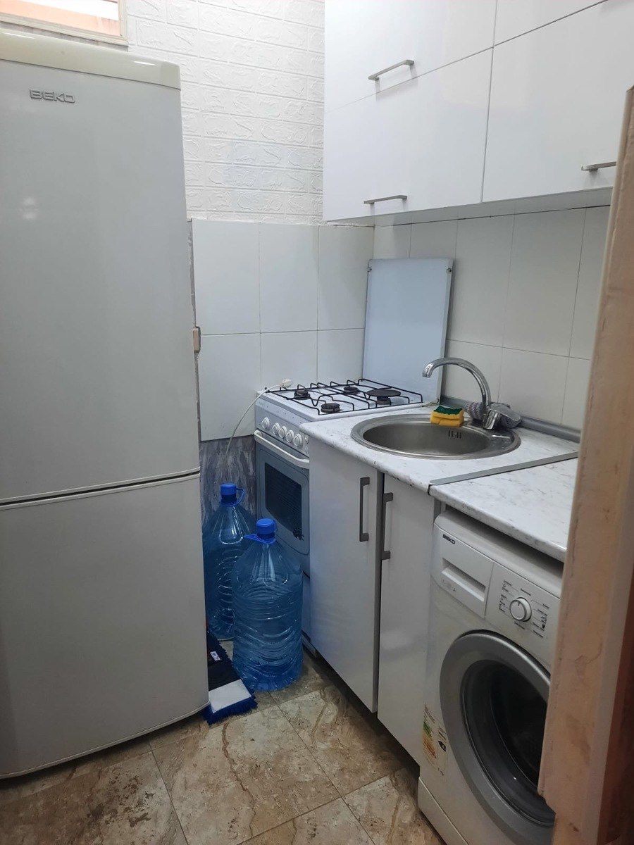 Satılır 1 otaqlı köhnə tikili 33 m² — Mənzil, Bakı (7)