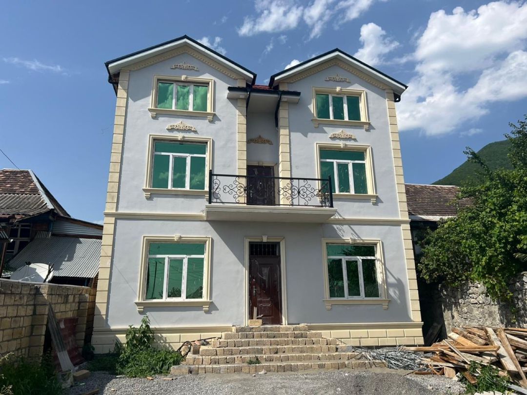 Villa, Şəki r — Ev, villa, Şəki