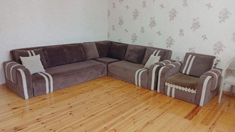 Künc divan — Bakı