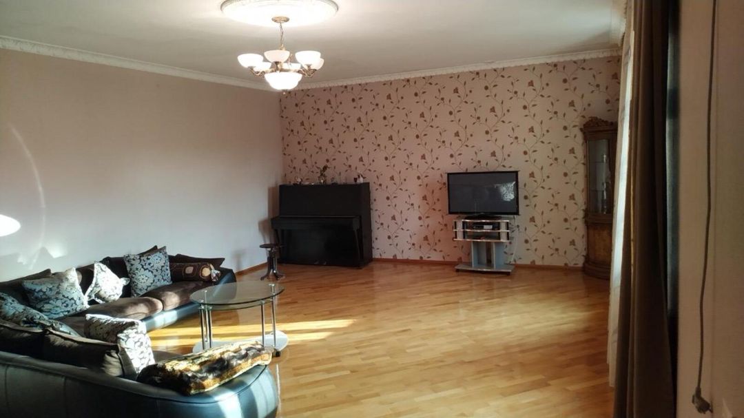 Satılır 8 otaqlı həyət evi/bağ evi 290 m² — Ev, villa, Bakı (9)