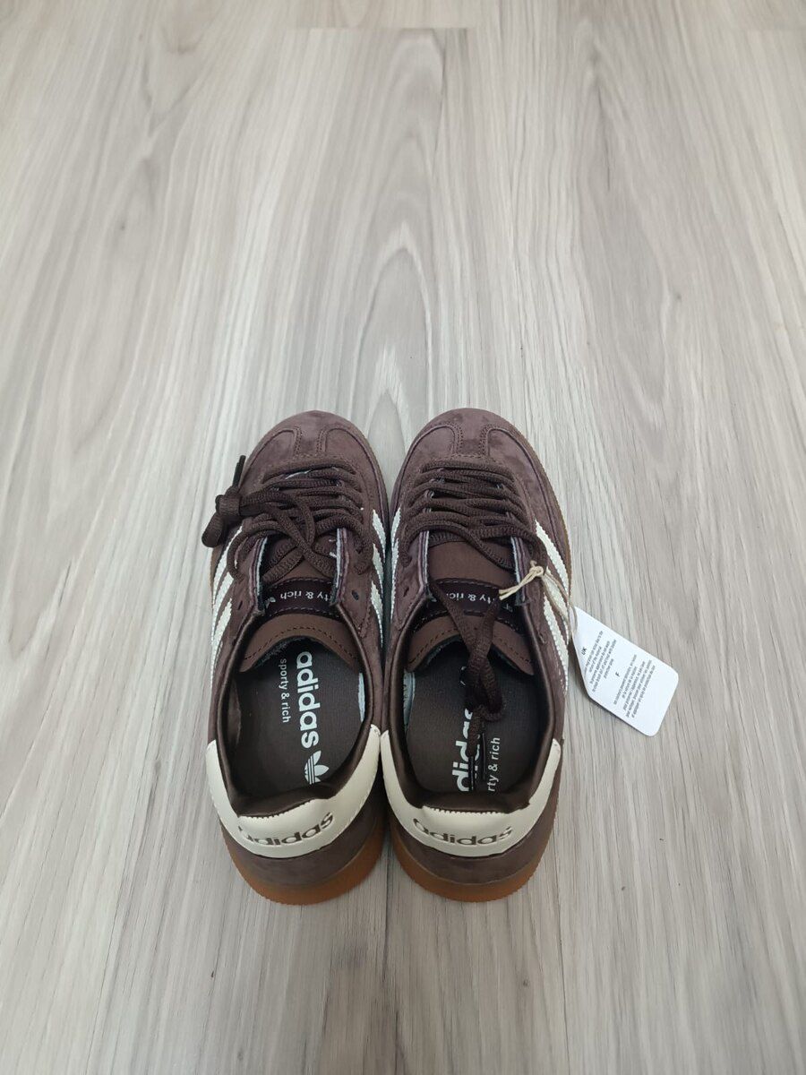 Adidas idman ayaqqabısı — Geyim, ayakkabı, aksesuarlar, Bakı