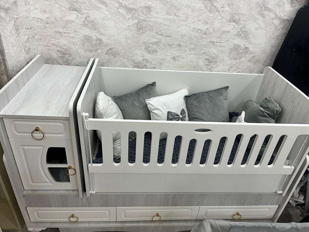 Transformer beşik satilir Qiymet 75 azn 250 e alinib 1 -2 defe yatib — Mebel, Bakı