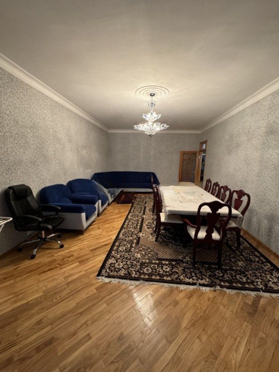 Satılır 4 otaqlı yeni tikili 180 m² — Mənzil, Bakı