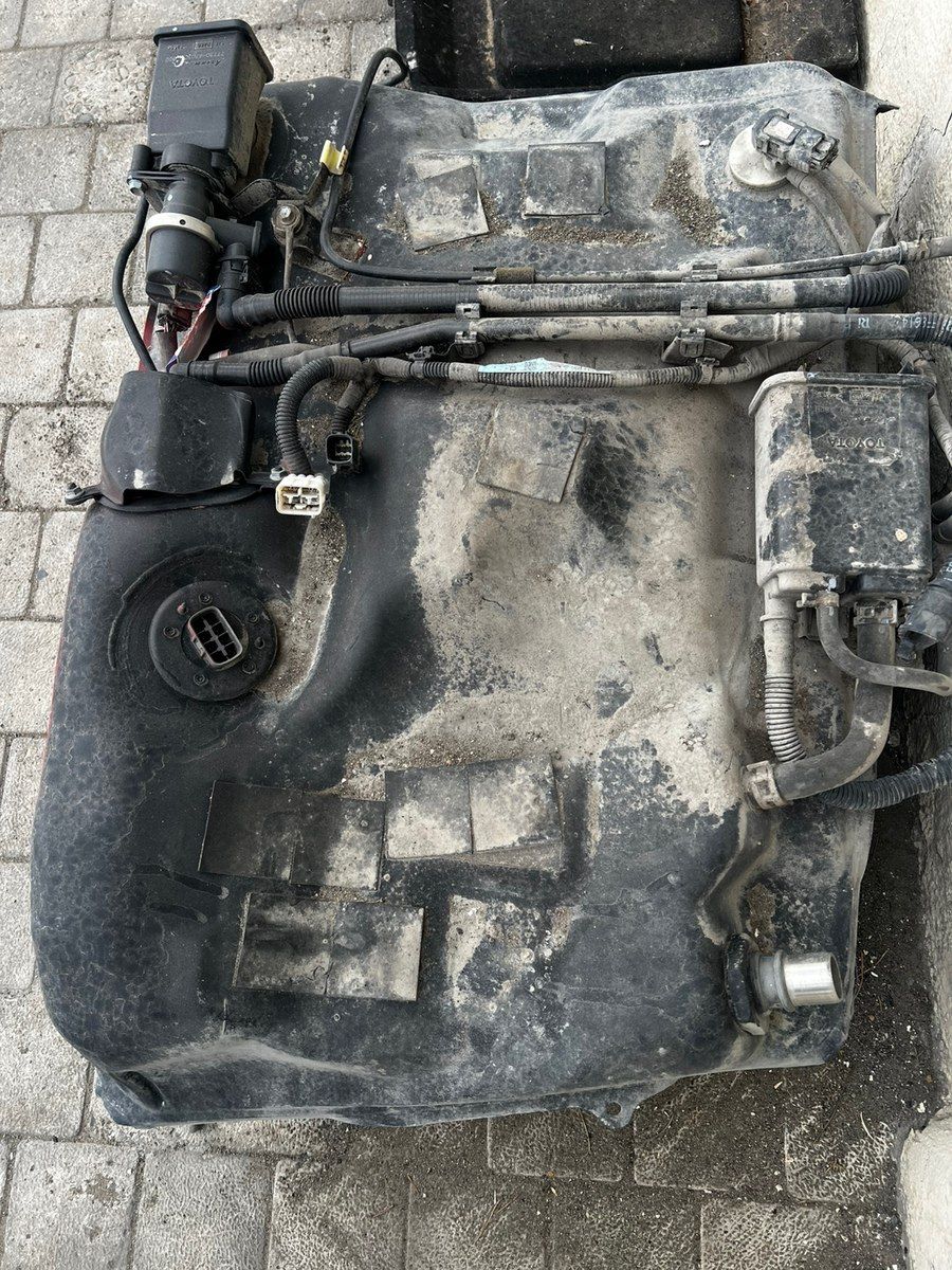 Toyota Prius yanacaq çəni — Ehtiyat hissələri və aksesuarlar, Bakı (2)