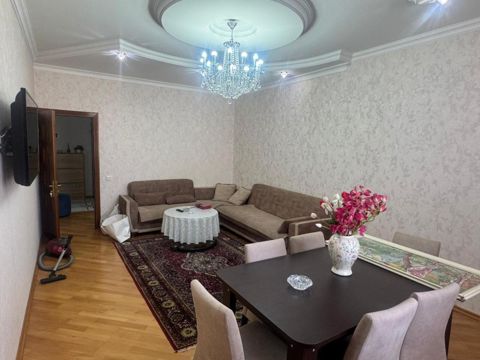 Satılır 3 otaqlı yeni tikili 120 m² — Bakı