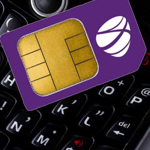 Azercell nömrə – (051) 274-00-47 — Bakı