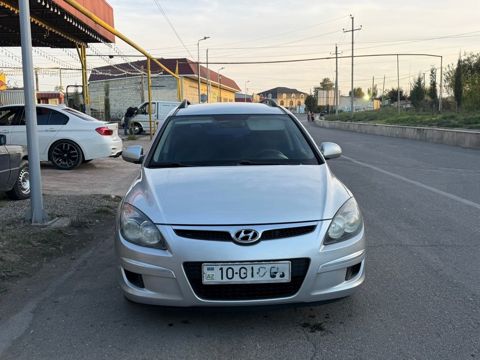 Hyundai i30, 1.6 L, 2009 il, 278 000 km — Ağcabədi