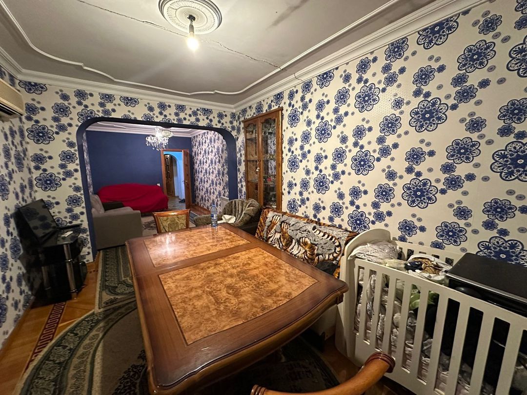 İcarəyə verilir 2 otaqlı köhnə tikili 68 m² — Mənzil, Bakı (3)