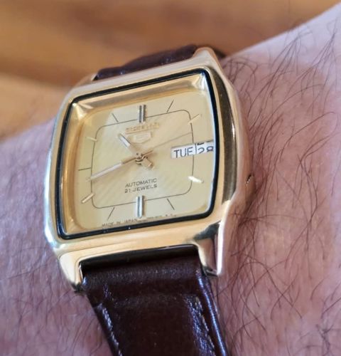 Qol saatı Seiko 5 — Bakı
